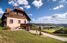 دو خانه بهم چسبیده – Krsko, اسلوونی. 379,000 €