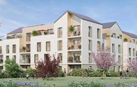 آپارتمان  – Yvelines, Ile-de-France, فرانسه. From 200,000 €