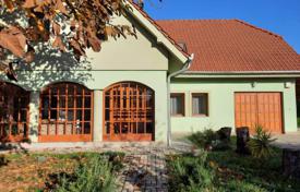  دو خانه بهم متصل – Gyenesdias, زالا, مجارستان. 199,000 €
