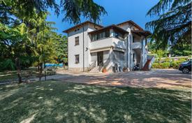 ویلا  – Lonato del Garda, لمباردی, ایتالیا. 1,200,000 €