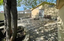 11غرفة خانه  Etobicoke, کانادا. C$1,831,000
