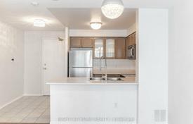 5غرفة آپارتمان  Etobicoke, کانادا. C$707,000