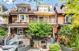 5غرفة  دو خانه بهم متصل Old Toronto, کانادا. C$2,254,000