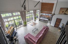 2غرفة آپارتمان  250 متر مربع Canggu, اندونزی. $555,000
