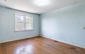11غرفة خانه  Etobicoke, کانادا. C$1,358,000