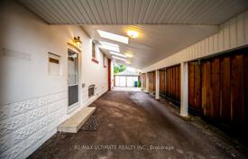 5غرفة خانه  Etobicoke, کانادا. C$1,411,000