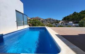 4غرفة  دو خانه بهم متصل 241 متر مربع Altea Hills, اسپانیا. 595,000 €