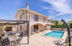 5غرفة خانه  171 متر مربع Primorje-Gorski Kotar County, کرواسی. 495,000 €