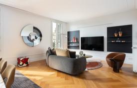 3غرفة آپارتمان  بارسلون, اسپانیا. 2,300,000 €