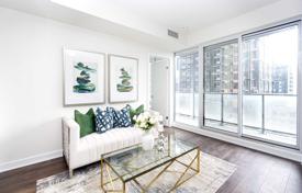 آپارتمان  – Blue Jays Way, Old Toronto, تورنتو,  انتاریو,   کانادا. C$1,146,000