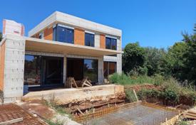 4غرفة خانه  237 متر مربع Ližnjan, کرواسی. 950,000 €