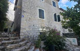 4غرفة خانه  185 متر مربع Kamenari, مونته نگرو. 320,000 €