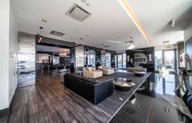 4غرفة آپارتمان  Etobicoke, کانادا. C$894,000