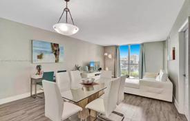 آپارتمان کاندو – South Ocean Drive, Hollywood, فلوریدا,  ایالات متحده آمریکا. $699,000