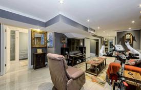 14غرفة خانه  Etobicoke, کانادا. C$1,805,000