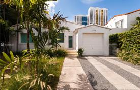 دو خانه بهم چسبیده – سواحل میامی, فلوریدا, ایالات متحده آمریکا. $1,399,000