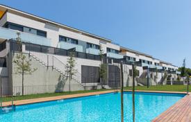 5غرفة  دو خانه بهم متصل 253 متر مربع Teià (Catalonia), اسپانیا. 720,000 €