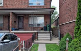 6غرفة  دو خانه بهم متصل Gerrard Street East, کانادا. C$1,288,000