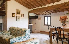 ویلا  1500 متر مربع Siena, ایتالیا. 8,000,000 €