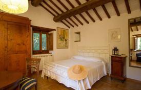 3غرفة ویلا  300 متر مربع Cortona, ایتالیا. 800,000 €