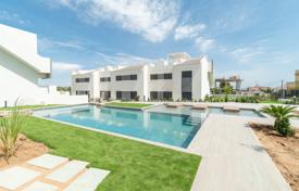 3غرفة دو خانه بهم چسبیده 74 متر مربع تربیخا, اسپانیا. 340,000 €