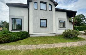 10غرفة ویلا  315 متر مربع Zemgale Suburb, لتونی. 372,000 €
