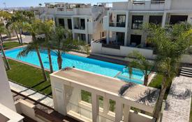 2غرفة دو خانه بهم چسبیده 100 متر مربع تربیخا, اسپانیا. 299,000 €