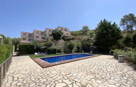 3غرفة خانه  290 متر مربع کالپ, اسپانیا. 699,000 €