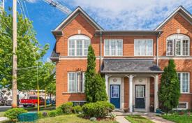  دو خانه بهم متصل – York, تورنتو, انتاریو,  کانادا. C$1,124,000