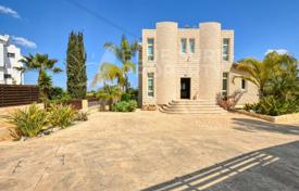 3غرفة ویلا  پارالیمنی, قبرس. 450,000 €