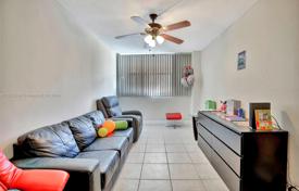 آپارتمان کاندو – Hallandale Beach, فلوریدا, ایالات متحده آمریکا. 275,000 €
