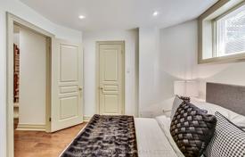 7غرفة  دو خانه بهم متصل Old Toronto, کانادا. C$2,896,000