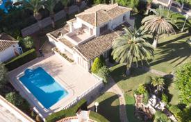 3غرفة ویلا  264 متر مربع جاوه, اسپانیا. 800,000 €