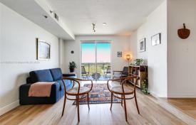 2غرفة پنت‌هاوس ها 132 متر مربع Coral Gables, ایالات متحده آمریکا. $515,000