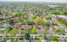 9غرفة خانه  Etobicoke, کانادا. C$1,503,000