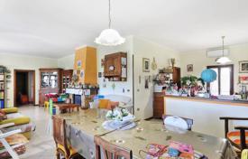 4غرفة ویلا  390 متر مربع Campiglia Marittima, ایتالیا. 790,000 €