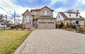 خانه  – Etobicoke, تورنتو, انتاریو,  کانادا. C$2,392,000