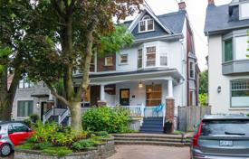 دو خانه بهم متصل – Old Toronto, تورنتو, انتاریو,  کانادا. C$2,298,000