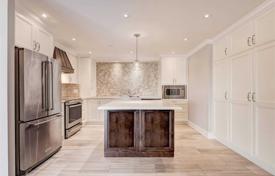 8غرفة آپارتمان  Etobicoke, کانادا. C$1,283,000