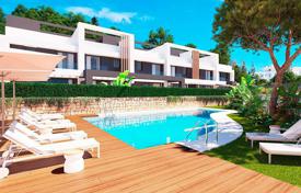 3غرفة  دو خانه بهم متصل 198 متر مربع Mijas, اسپانیا. 999,000 €