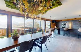 6غرفة آپارتمان  Fontcouverte-la-Toussuire, فرانسه. 1,350,000 €