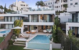 6غرفة ویلا  352 متر مربع Estepona, اسپانیا. 1,495,000 €