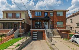  دو خانه بهم متصل – York, تورنتو, انتاریو,  کانادا. C$1,222,000