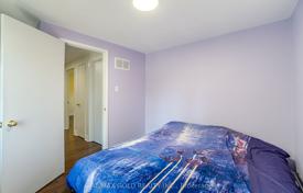 9غرفة خانه  Etobicoke, کانادا. C$1,412,000