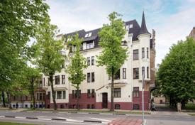 6غرفة آپارتمان  236 متر مربع Central District, لتونی. 320,000 €