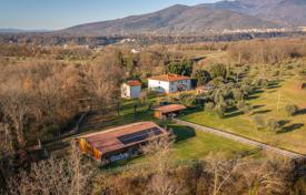20غرفة کاخ  599 متر مربع Arezzo, ایتالیا. 1,650,000 €
