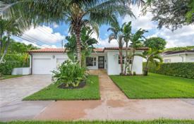 دو خانه بهم چسبیده – Coral Gables, فلوریدا, ایالات متحده آمریکا. $765,000