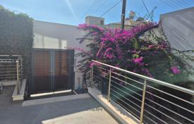 4غرفة دو خانه بهم چسبیده 350 متر مربع Agios Athanasios (Cyprus), قبرس. 850,000 €