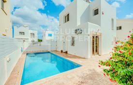 3غرفة ویلا  Pernera, قبرس. 365,000 €