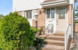 8غرفة خانه  Etobicoke, کانادا. C$1,181,000